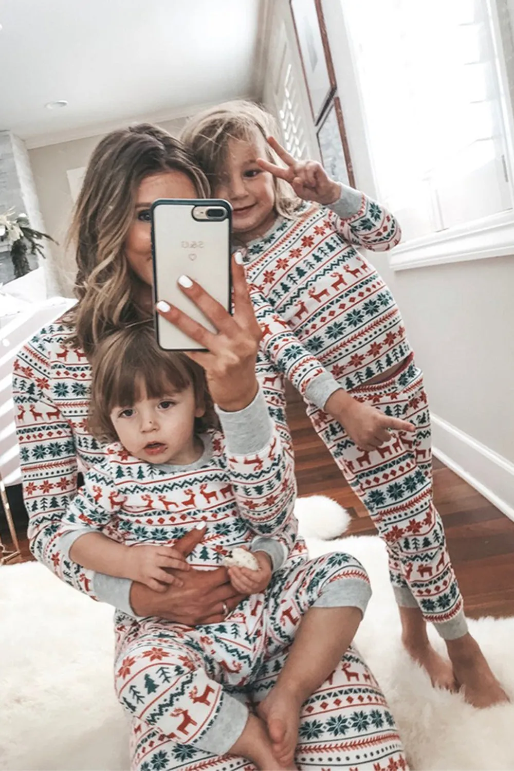 Grey Snowflake Printed Long Sleeves Christmas Pajama Sets