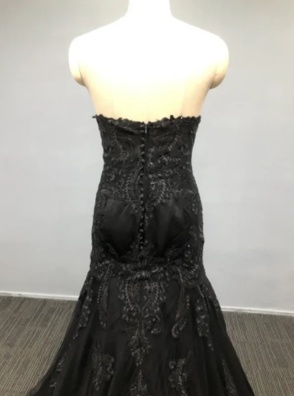 Vintage Black Lace Mermaid Wedding Sleeveless Bridal Gown